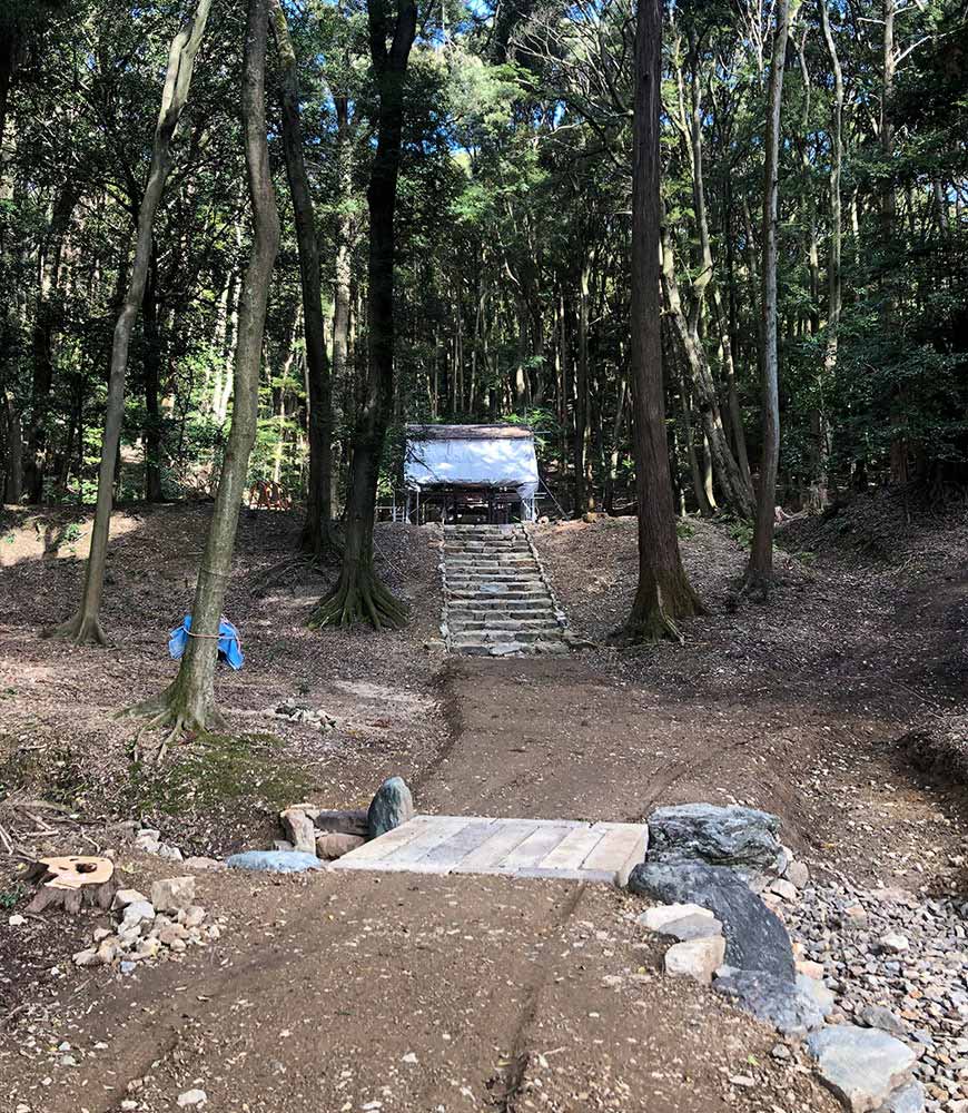 青龍殿前 参道整備の様子3